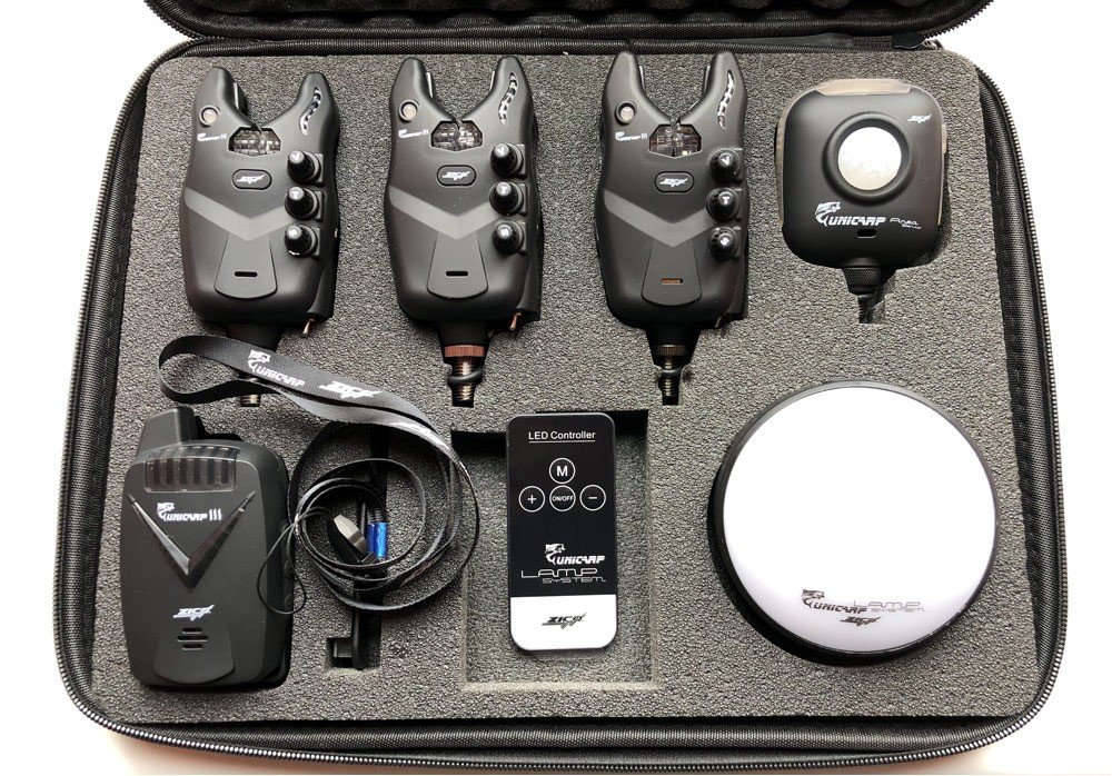 3 signalizátorov ZICO Unicarp III s príposluchom + čidlo + lampa